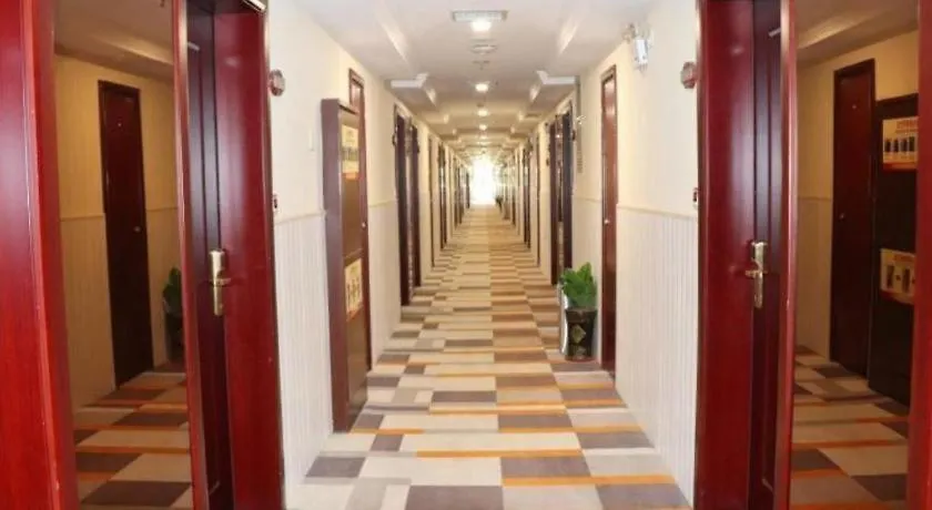 Shell Suzhou Exhibition Center Huning Chengtie Zone Station Jinfeng Square Hotel 2*, Suzhou (Jiangsu)